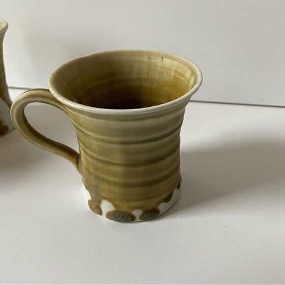 Set of 3 handmade ceramic glazed mugs - signed by artist - Picture 5 of 7